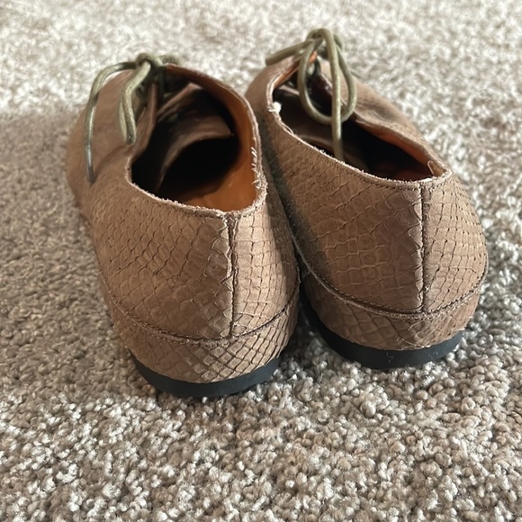 Brown Leather Lace up Flats Loafers - Picture 4 of 6